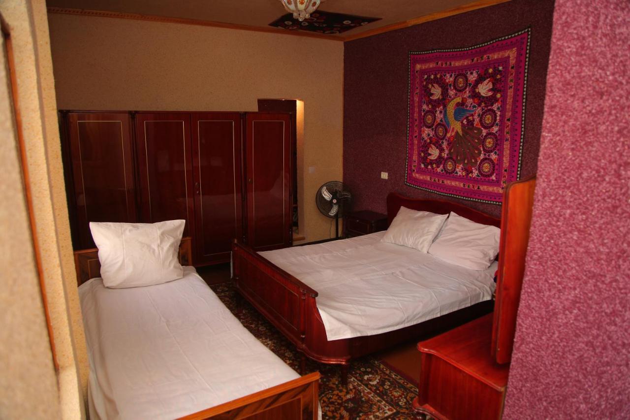 Gulsara Hostel Samarkand Exterior foto